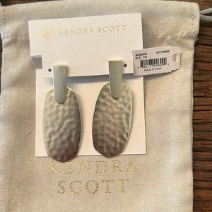 Aragon Gold Earrings - Kendra Scott